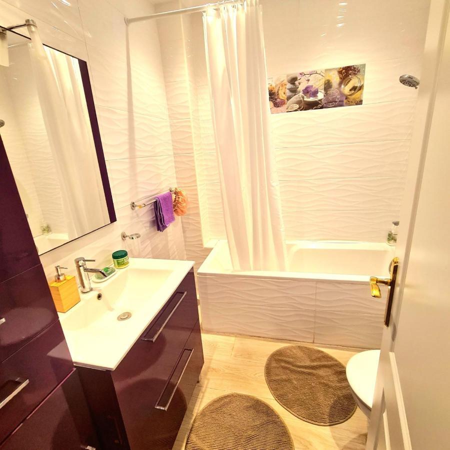 Vakantiehuis * Holiday Home * Casa De Vacaciones * Urb. Chayofita طوستا ديل سيلونثيو المظهر الخارجي الصورة