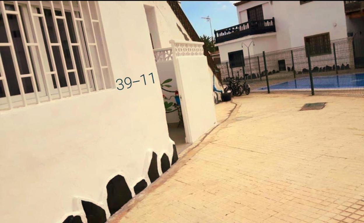 Vakantiehuis * Holiday Home * Casa De Vacaciones * Urb. Chayofita طوستا ديل سيلونثيو المظهر الخارجي الصورة